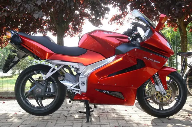 Aprilia RST 1000 Futura