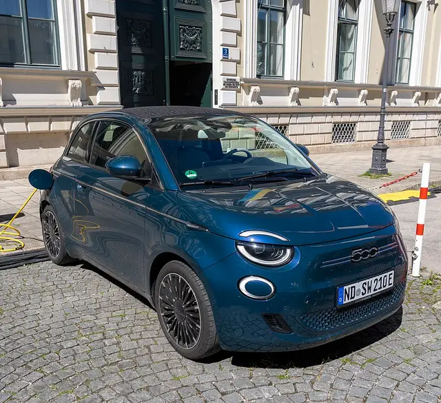 Fiat 500E