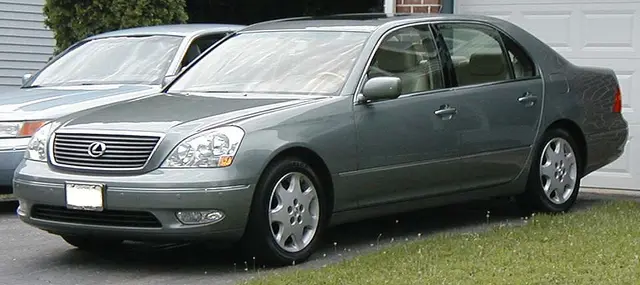Lexus LS430