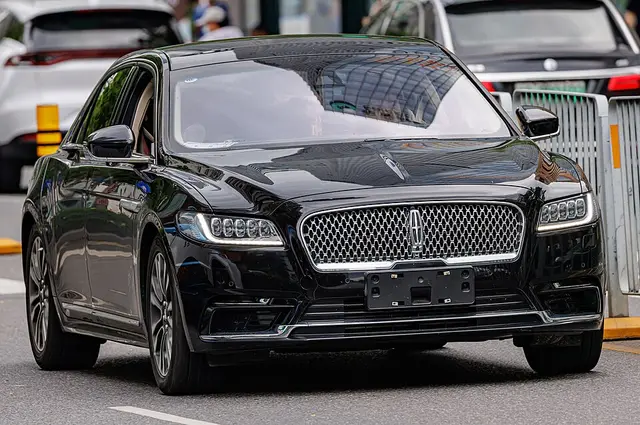 Lincoln Continental