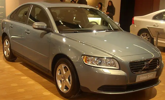 Volvo S40